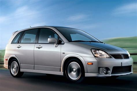 2005 Suzuki Aerio photo