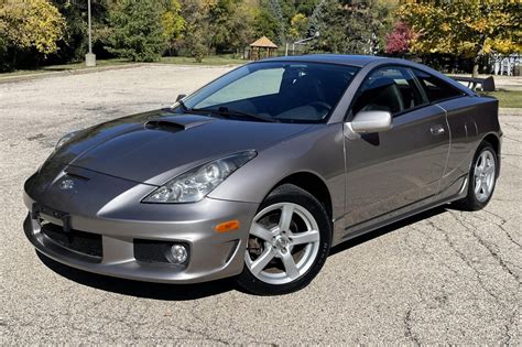 2005 Toyota Celica photo