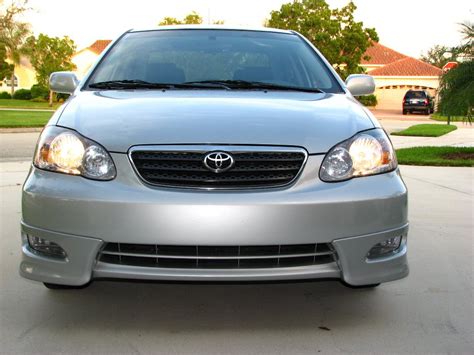 2005 Toyota Corolla photo