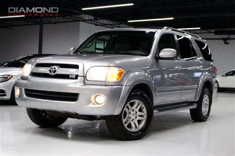 2005 Toyota Sequoia photo