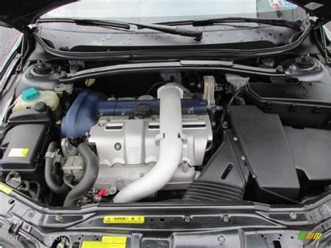 2005 Volvo S60 engine