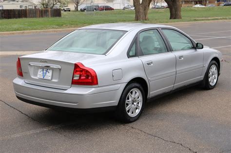 2005 Volvo S80 photo