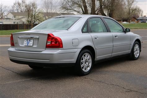 2005 Volvo S80 photo