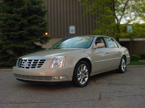 2006 Cadillac Dts photo