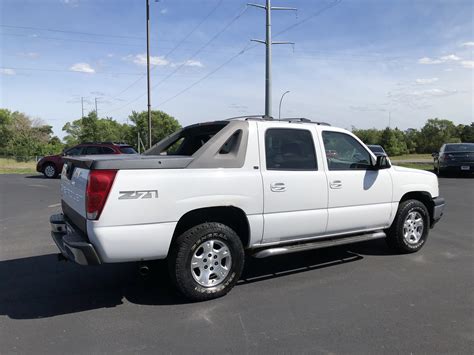 2006 Chevrolet Avalanche engine