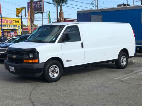 2006 Chevrolet Express 2500 photo