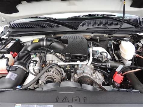 2006 Chevrolet Silverado 3500 engine