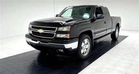 2006 Chevrolet Silverado classic engine