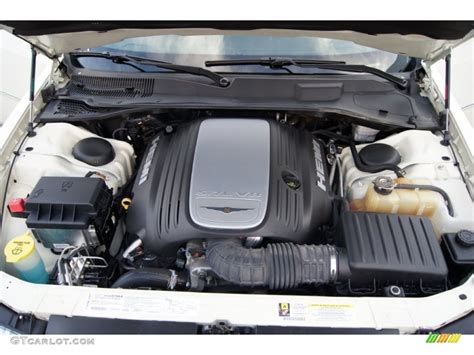 2006 Chrysler 300 engine