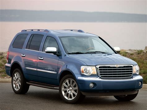 2006 Chrysler Aspen photo