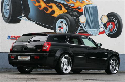 2006 Chrysler Srt8 photo