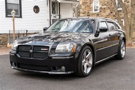 2006 Dodge Magnum photo