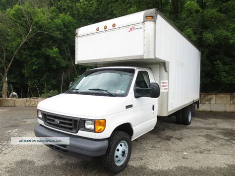 2006 Ford E-450 photo