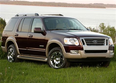 2006 Ford Explorer photo