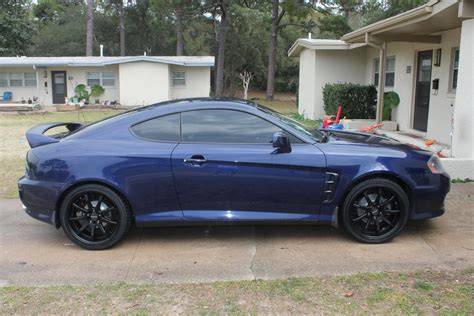 2006 Hyundai Tiburon photo