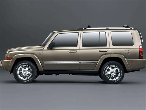 2006 Jeep Commander 4x2 photo