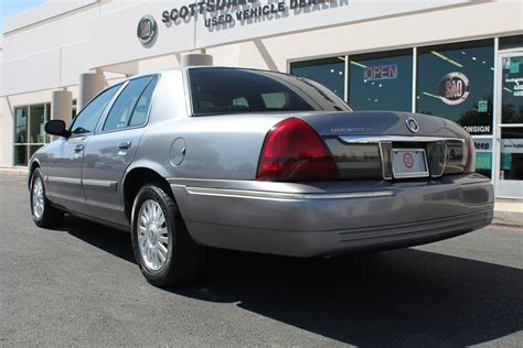 2006 Mercury Grand marquis photo