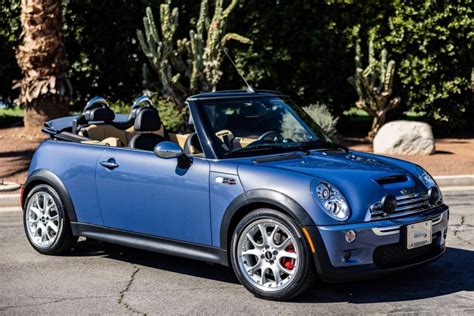 2006 Mini Cooper s convertible photo