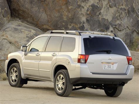 2006 Mitsubishi Endeavor photo