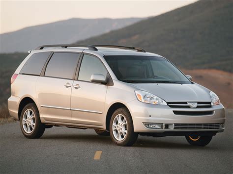 2006 Toyota Sienna photo