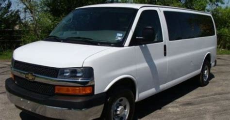 2007 Chevrolet Express 3500 photo