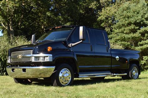 2007 Chevrolet Kodiak engine