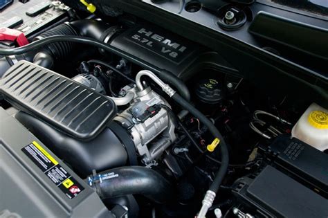 2007 Chrysler Aspen engine