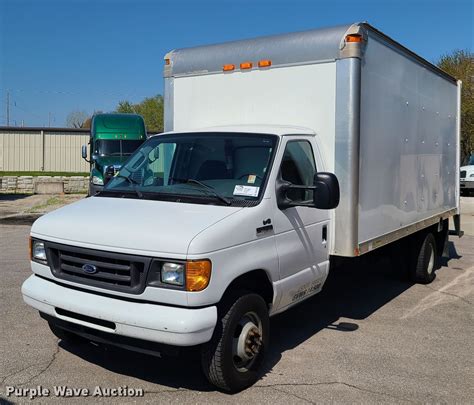2007 Ford E-450