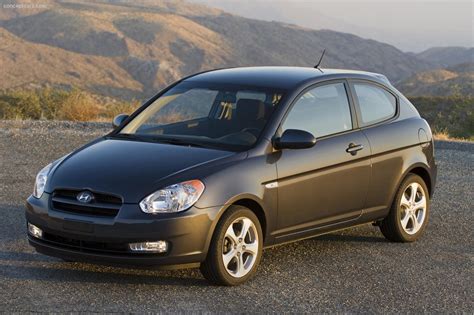 2007 Hyundai Accent photo