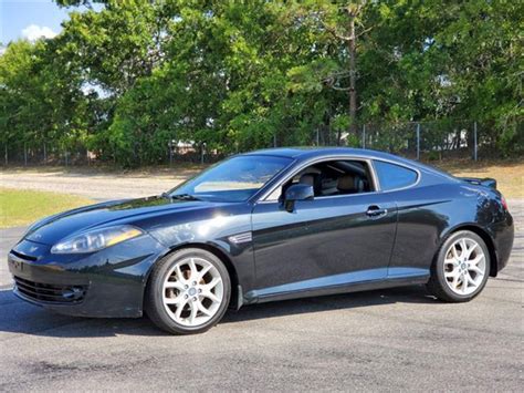 2007 Hyundai Tiburon photo