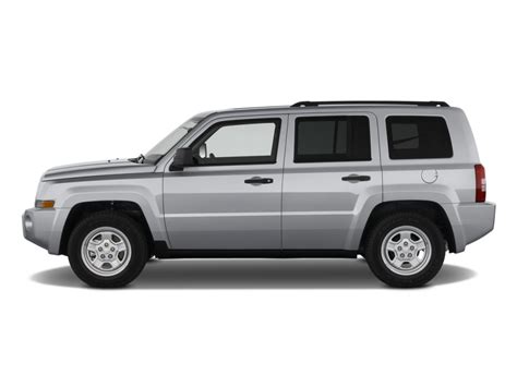 2007 Jeep Patriot fwd photo