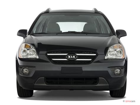 2007 Kia Rondo photo