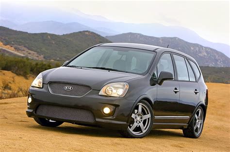 2007 Kia Rondo