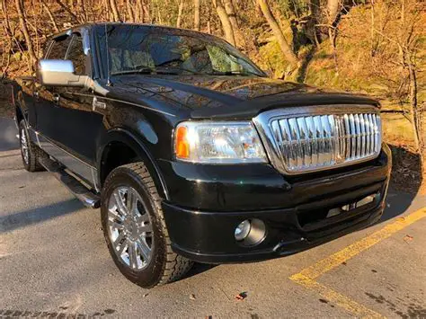 2007 Lincoln Mark lt photo