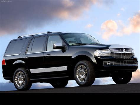 2007 Lincoln Navigator photo