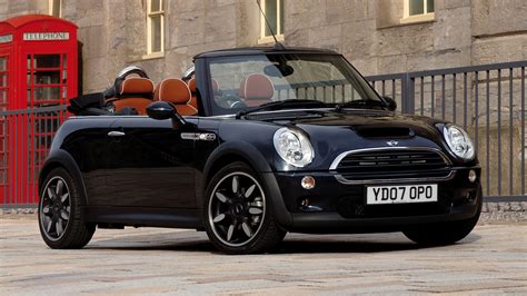 2007 Mini Cooper s convertible photo