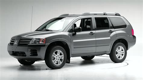 2007 Mitsubishi Endeavor photo