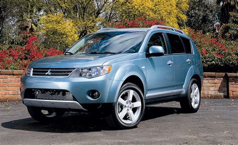 2007 Mitsubishi Outlander photo