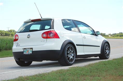 2007 Volkswagen Rabbit photo