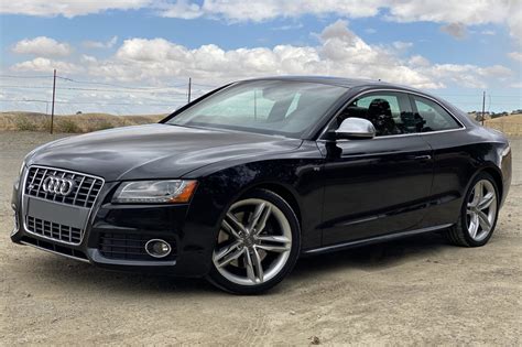 2008 Audi S5 photo