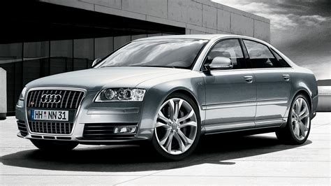 2008 Audi S8 photo