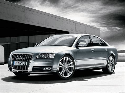 2008 Audi S8 photo