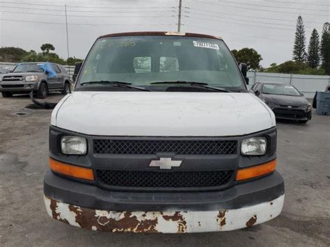 2008 Chevrolet G1500 photo