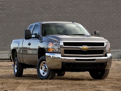 2008 Chevrolet Silverado 2500 engine