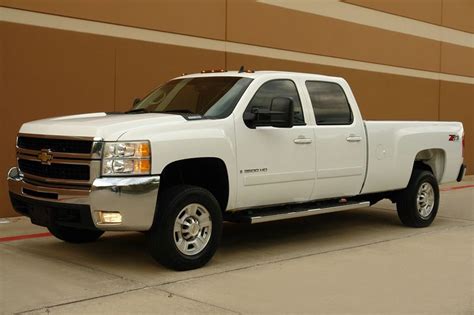 2008 Chevrolet Silverado 3500 engine