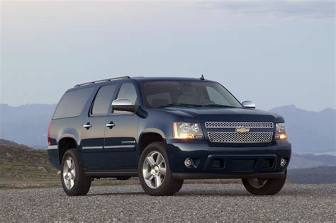 2008 Chevrolet Suburban 2500 photo