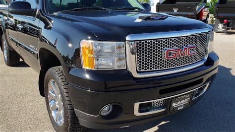 2008 Gmc Denali photo