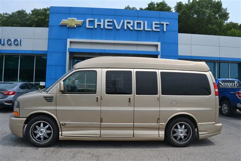 2008 Gmc Savana 1500 photo