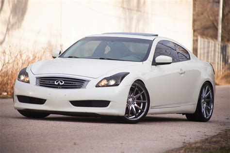 2008 Infiniti G37 photo