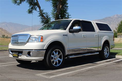 2008 Lincoln Mark lt photo